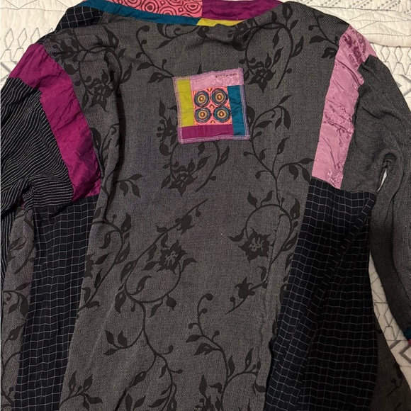 Faith by Celia Forrester cardigan size small - Picture 4 of 4